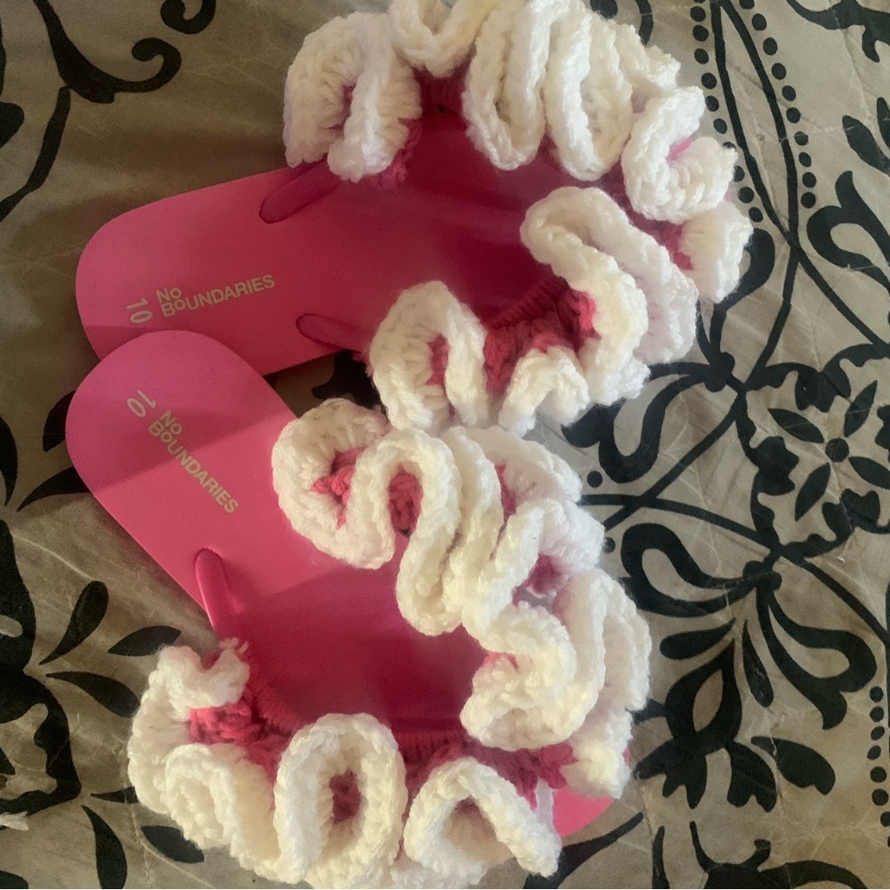 No Boundaries Pink and White Ruffle Sandals